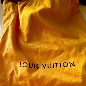 LV DUST BAG